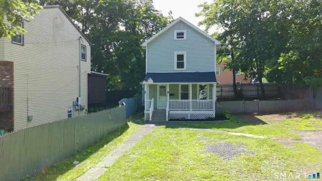 28 Quinlan Avenue, Meriden, CT