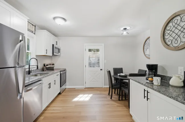 16 Tunnel Hill Court, Lisbon, CT