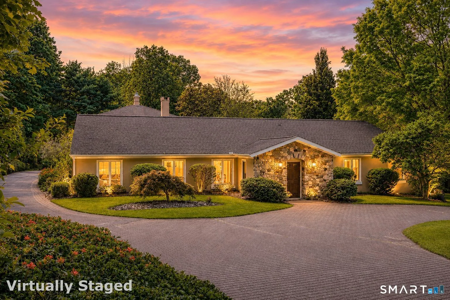 24 Scuppo Road, Woodbury, CT