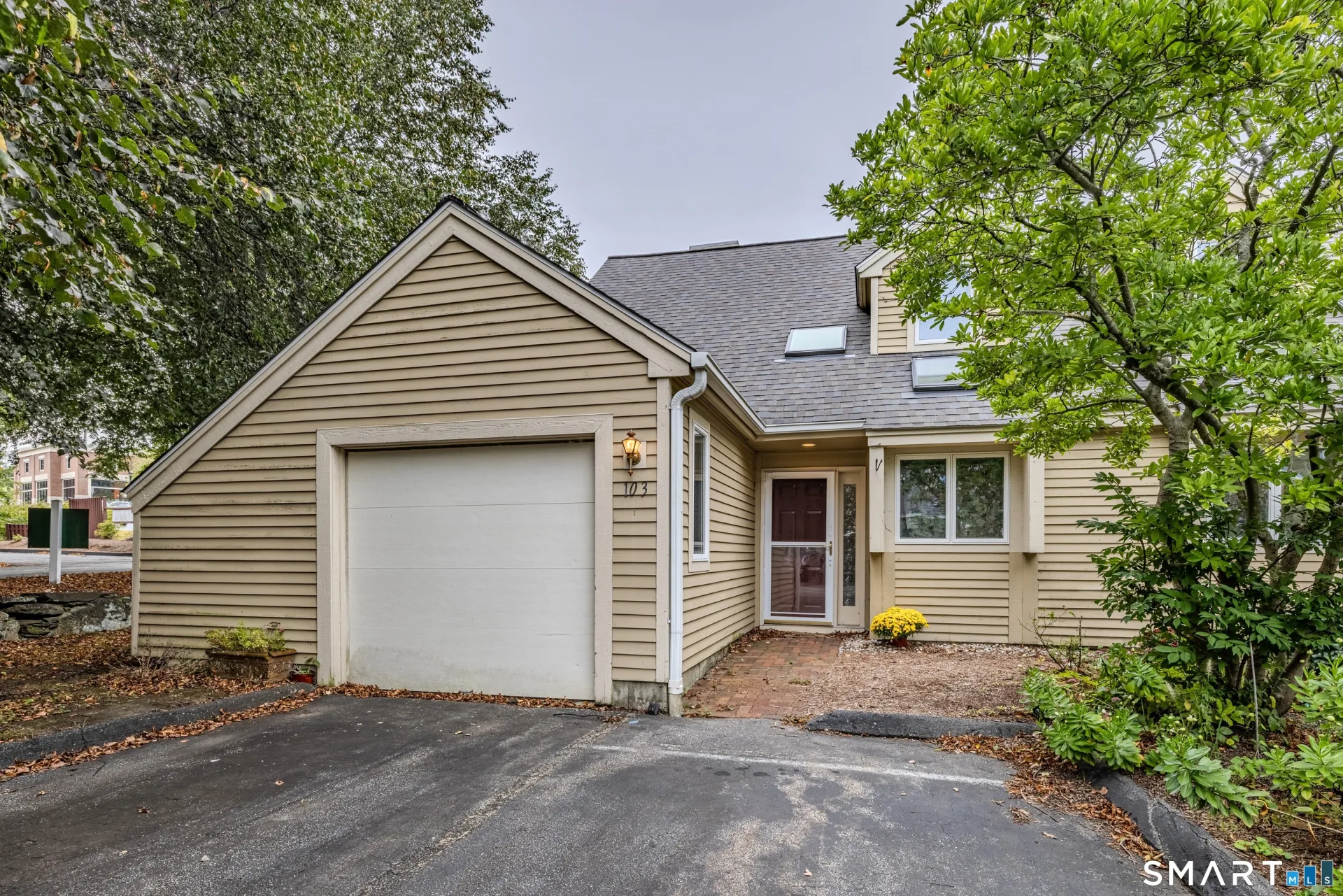 103 Courtyard Lane #103, Mansfield, CT