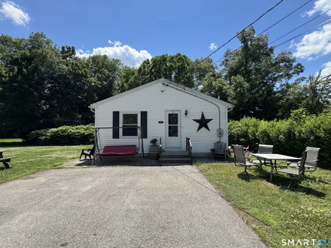 57 Litchfield Avenue, Killingly, CT