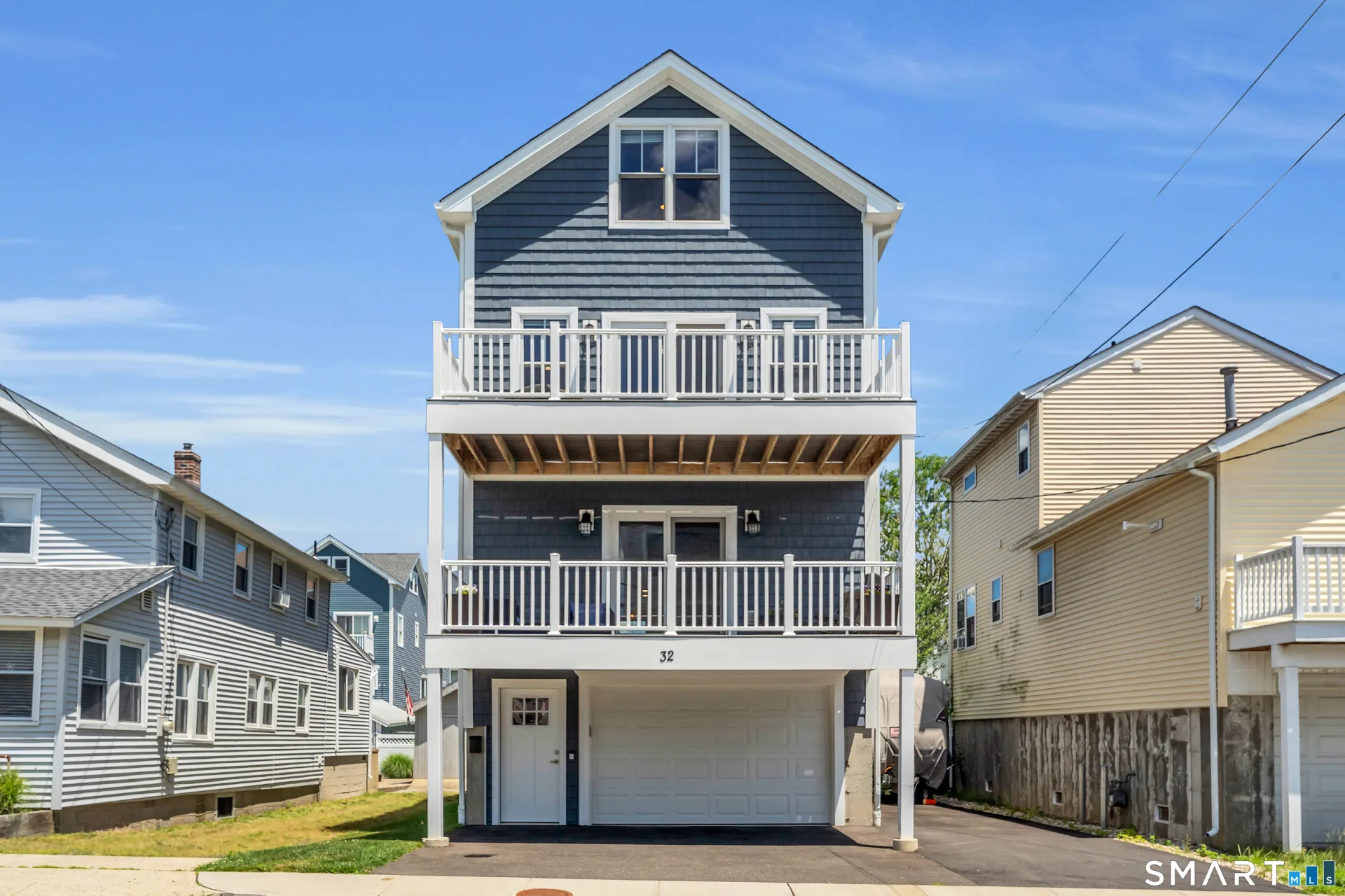 32 Deerfield Avenue, Milford, CT