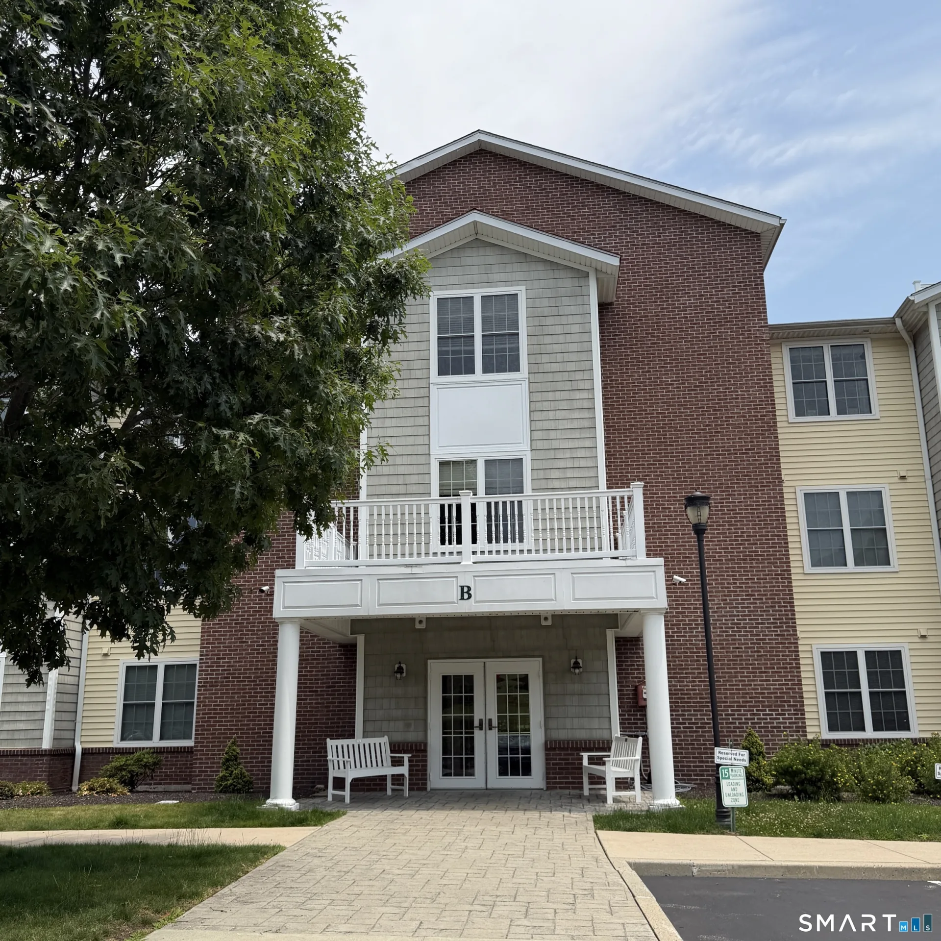 2590 Gold Star Highway #111, Groton, CT