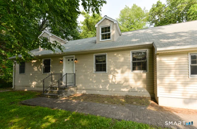 53 Holbrook Road
