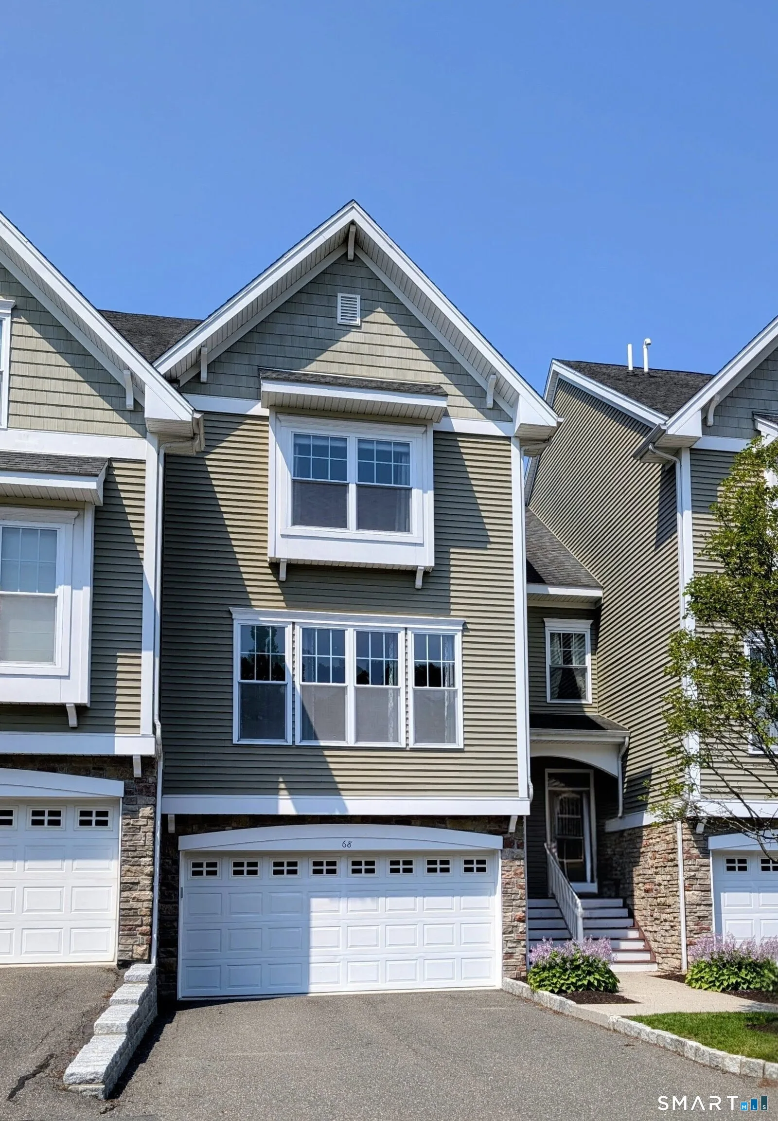 68 Lawrence Avenue #68, Danbury, CT