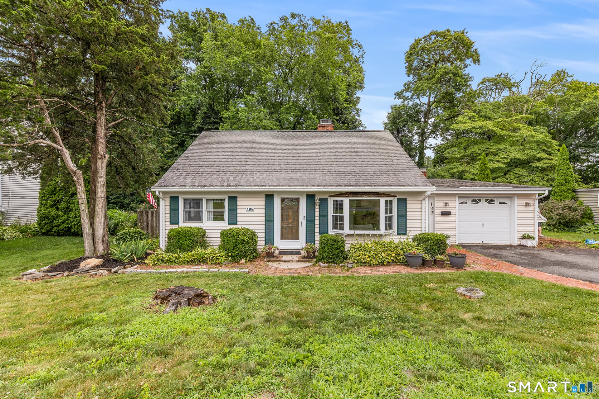 122 Wepawaug Drive, Milford, CT