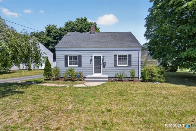 5 Lynmot Road, Hamden, CT