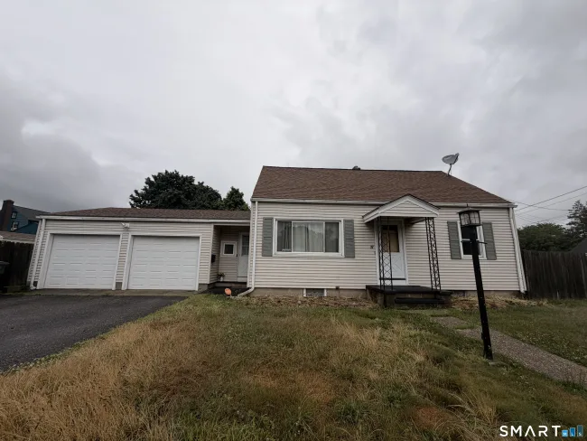37 East Kensington Place, Bridgeport, CT
