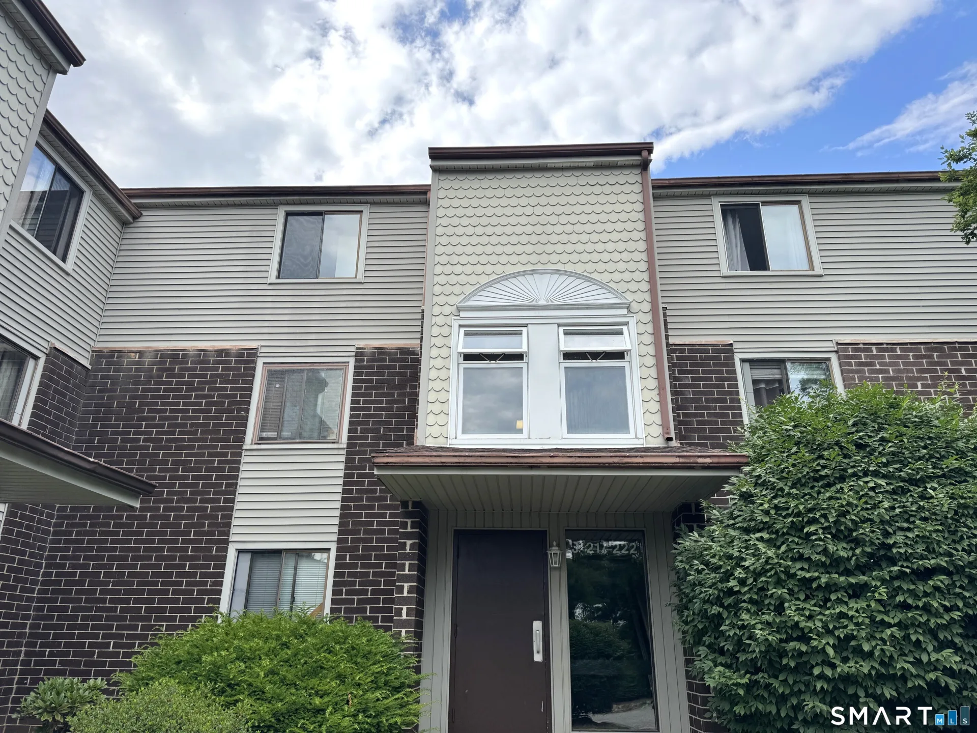 7 Padanaram Road #J221, Danbury, CT