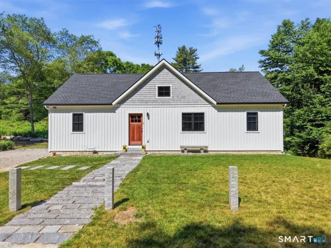 91 Minor Lane, Waterford, CT