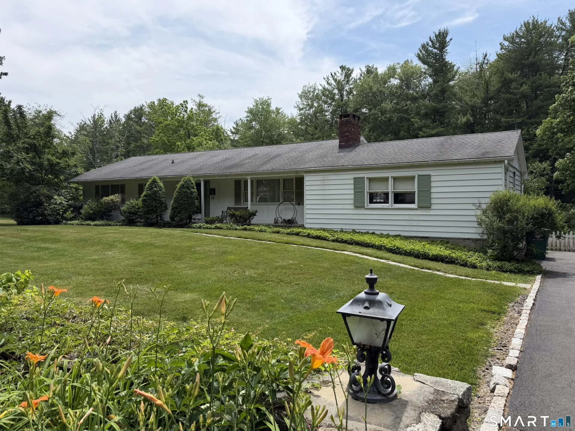 18 Great Hill Road, Newtown, CT