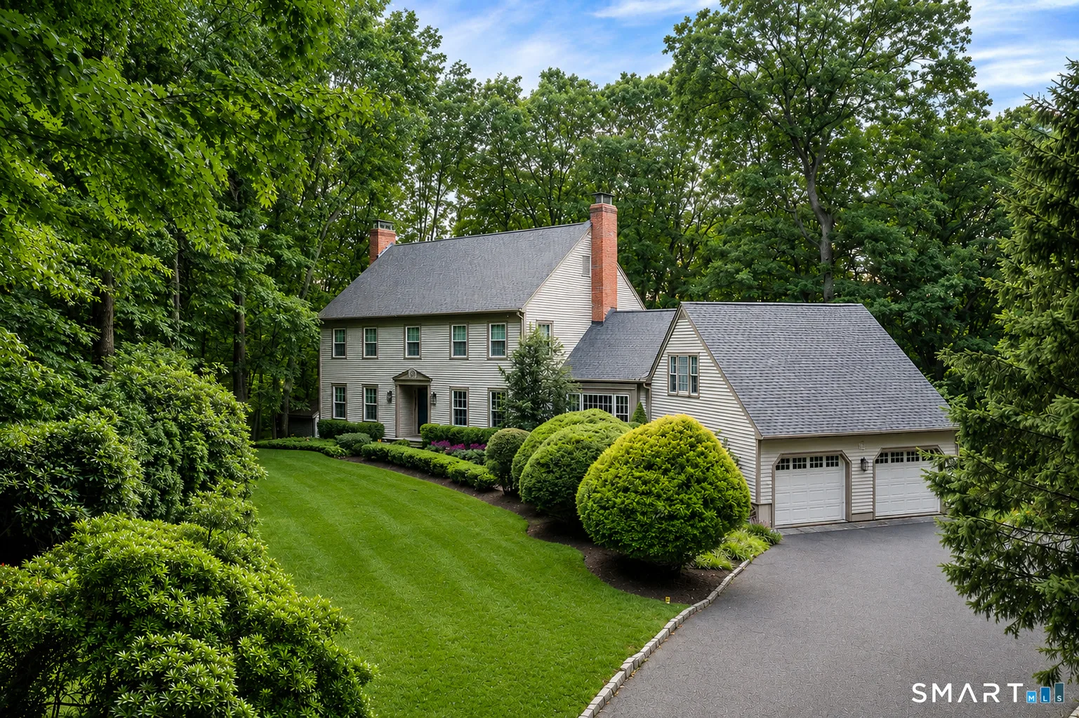 6 Valley Court, Bethel, CT