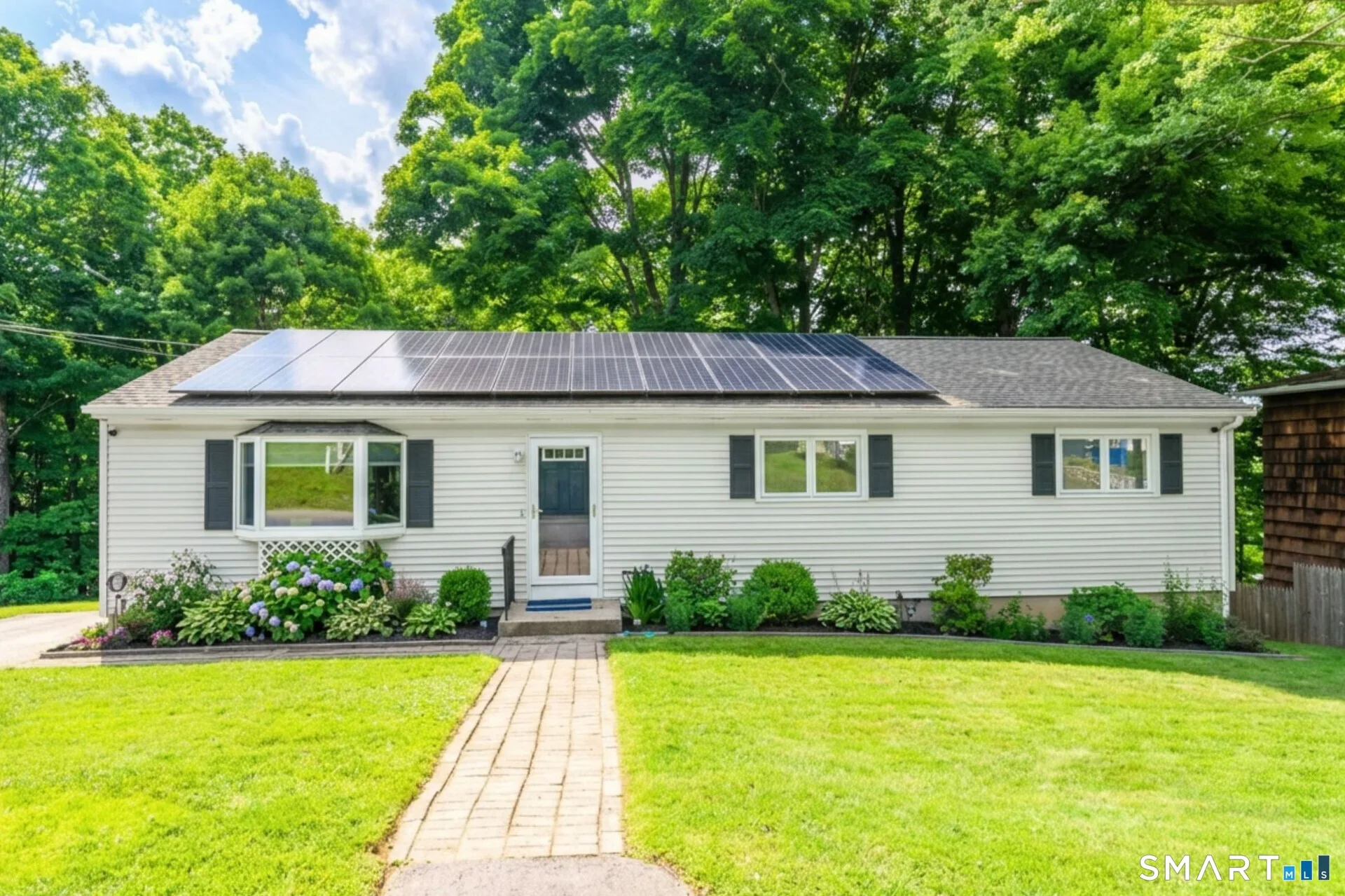 30 Maplewood Street, Waterbury, CT
