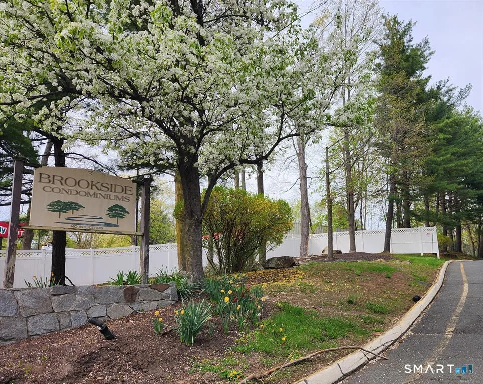 7 Padanaram Road #C62, Danbury, CT