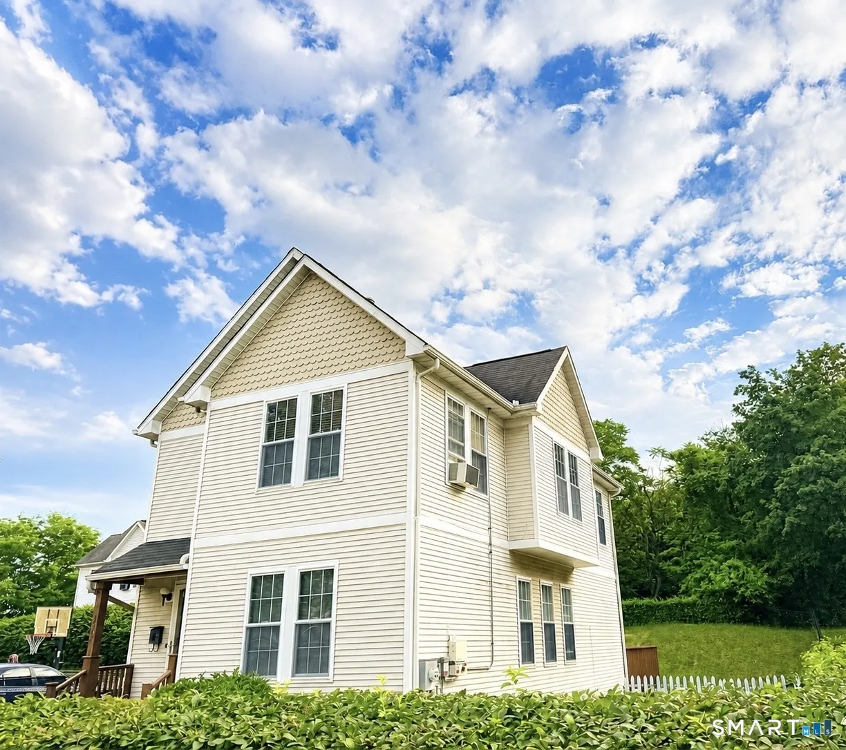 302 Ashmun Street, New Haven, CT