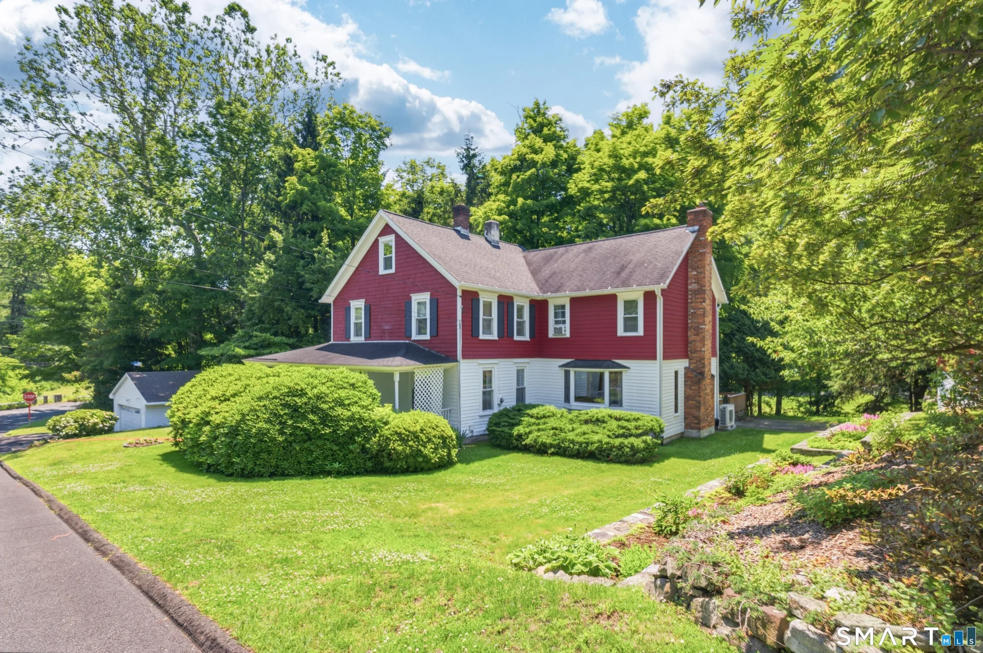 36 Middle River Road, Danbury, CT