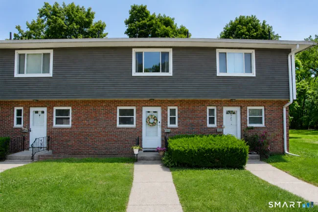 3 Camelot Drive #5