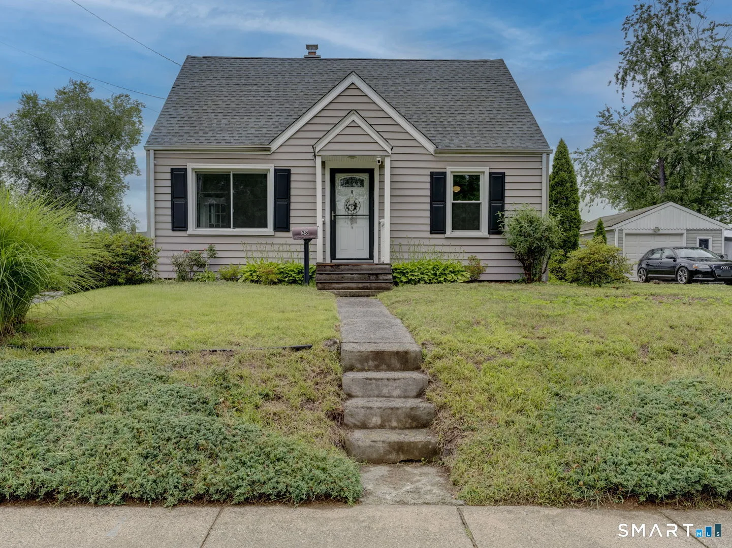 38 Porterbrook Avenue, East Hartford, CT