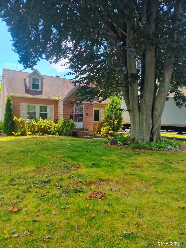 39 Wadsworth Street, East Hartford, CT