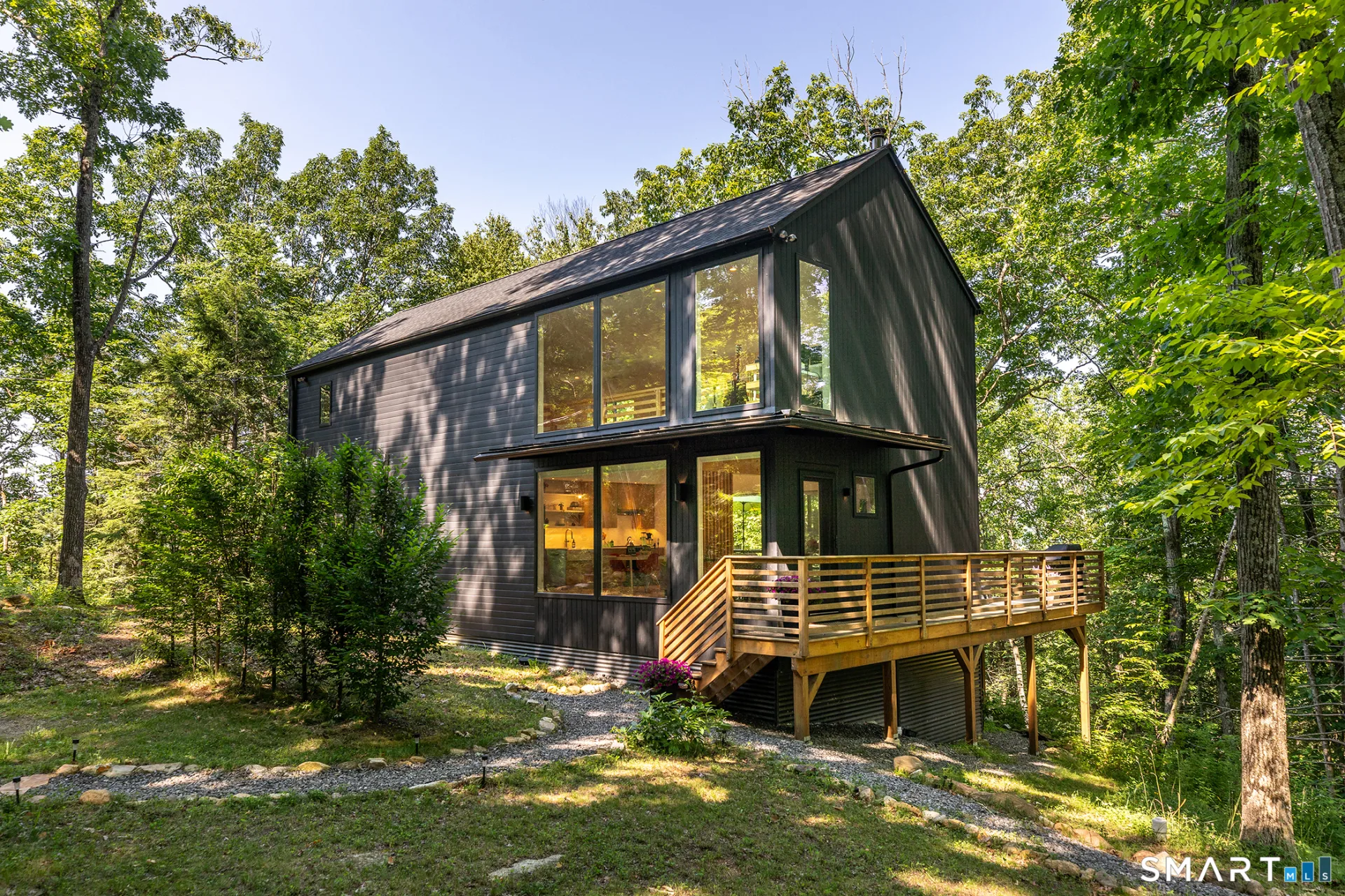 23 Front Of The Mountain Road, New Milford, CT