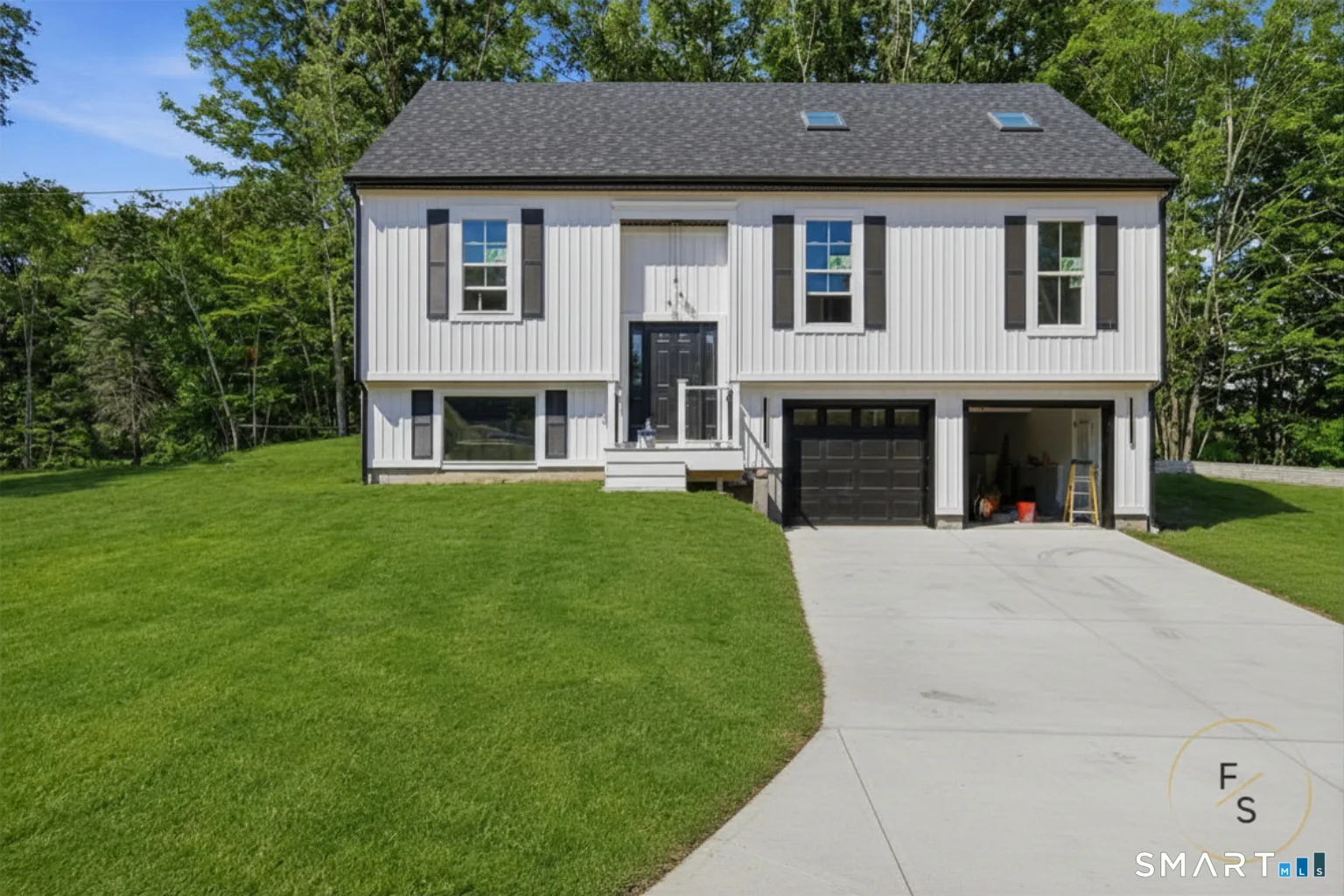 10 Church Street, Sprague, CT
