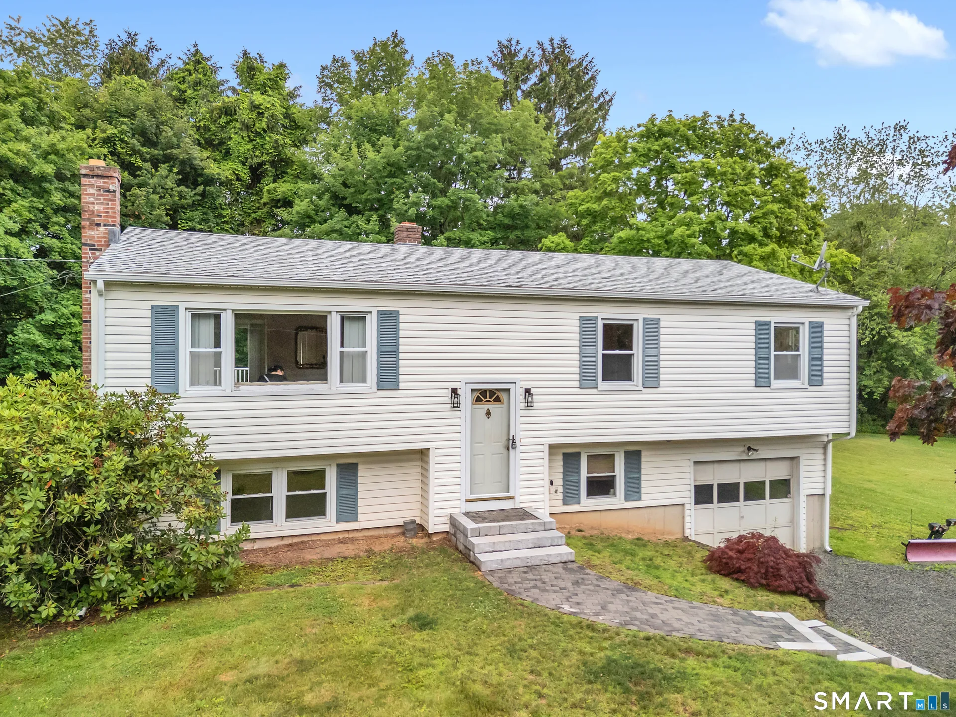 1144 Long Hill Road, Guilford, CT