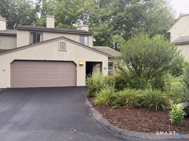43 Applewood Lane #43, Avon, CT