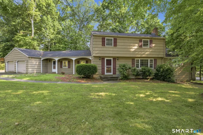 132 Laurel Street