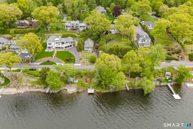 557 Candlewood Lake Road, Brookfield, CT