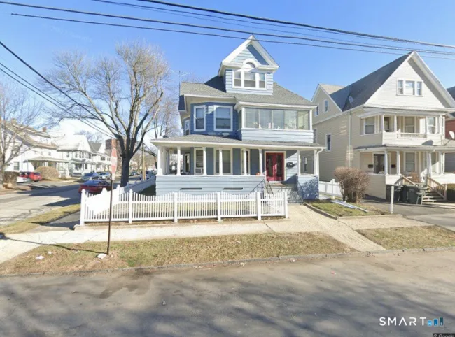 550 Laurel Avenue