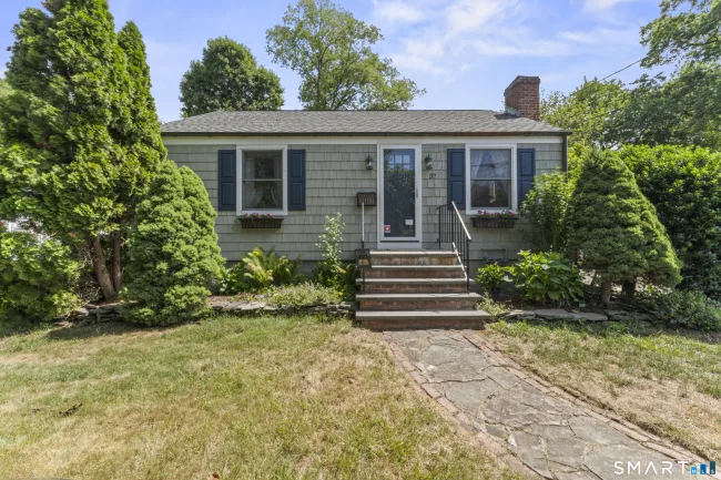 37 Cedar Crest Place