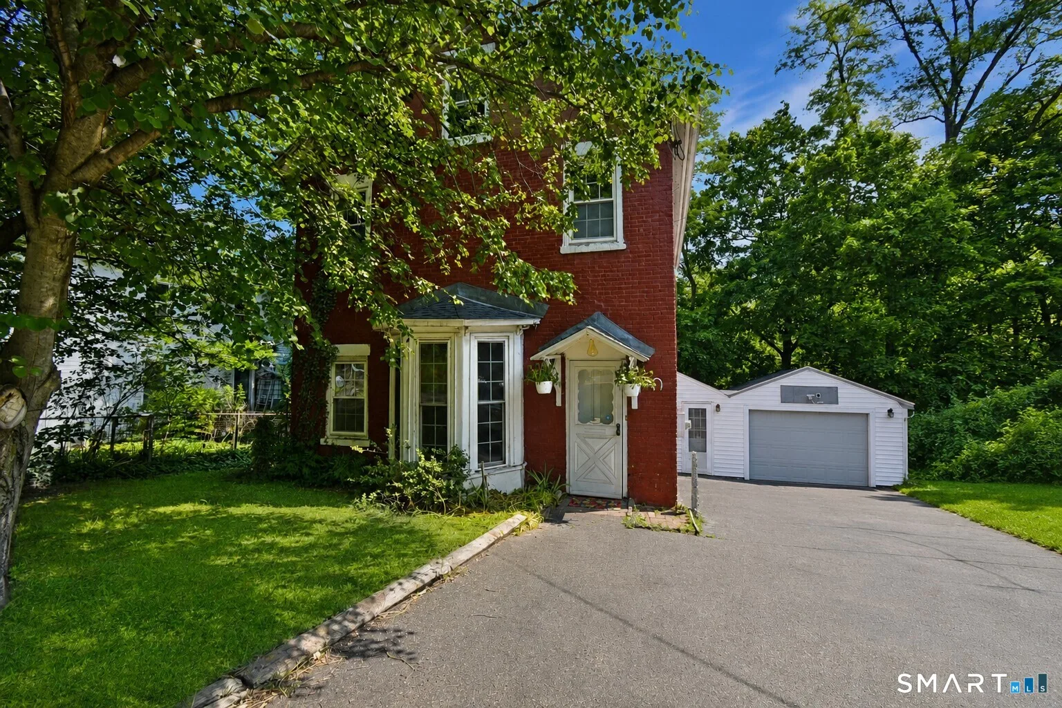 286 Bloomfield Avenue, West Hartford, CT