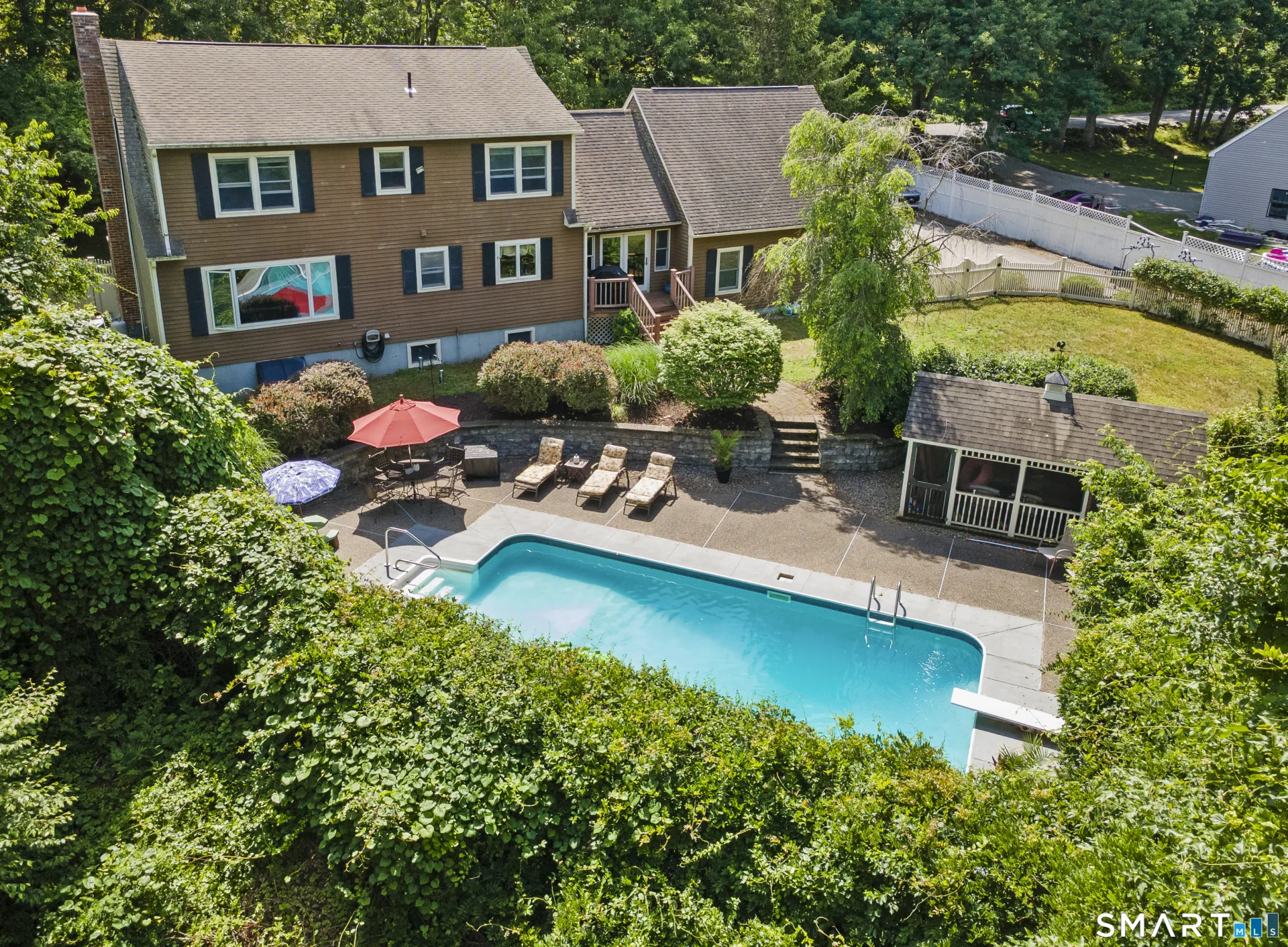 182 Stawicki Road, Thompson, CT