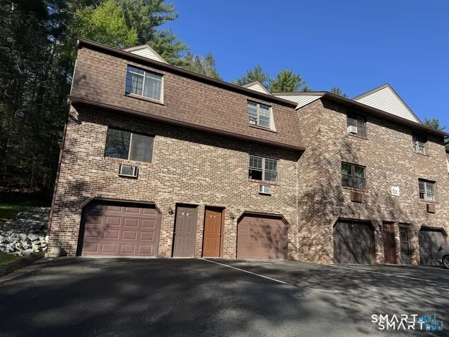 143 Pine Hill Road #2E, Thomaston, CT