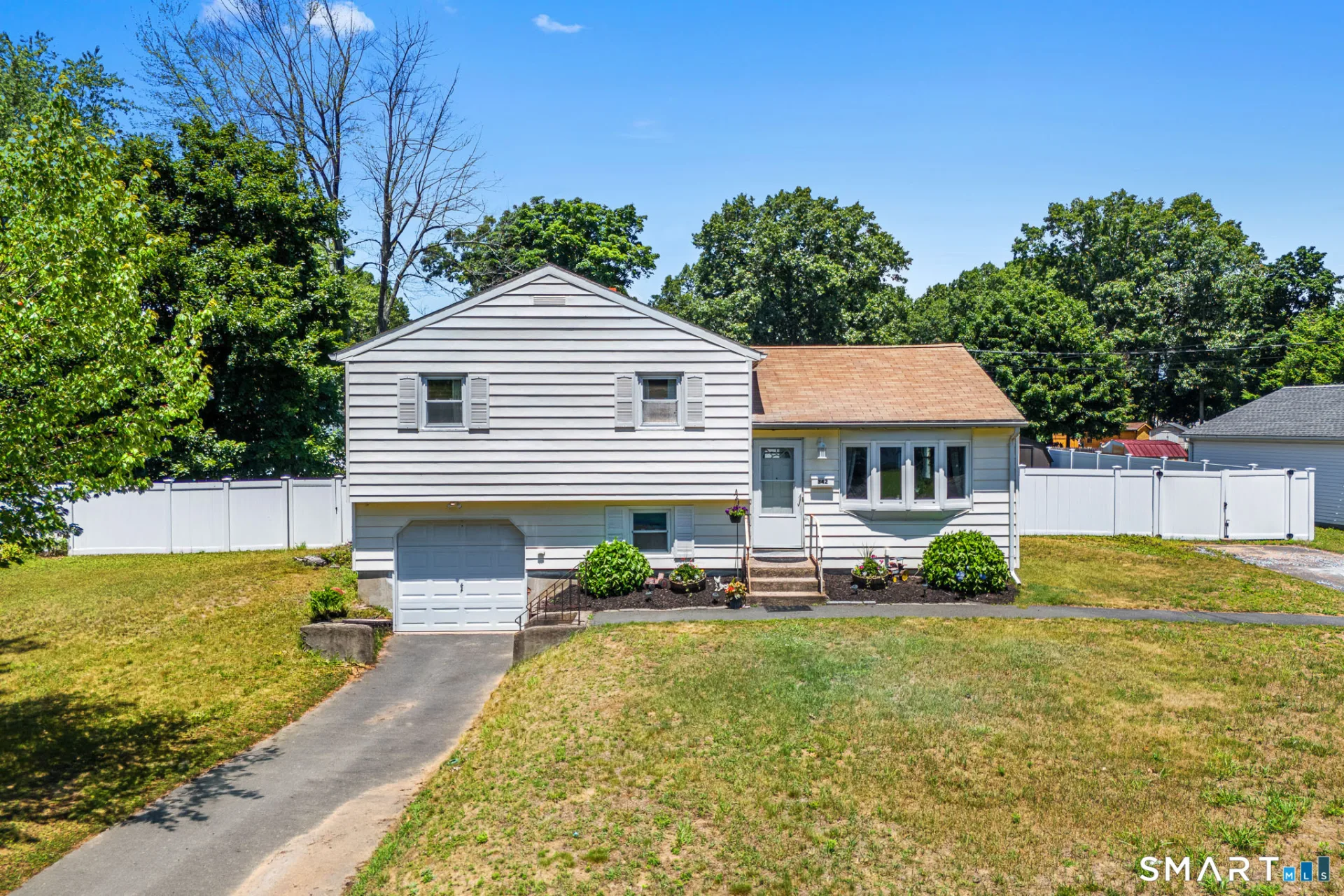 342 South Elm Street, Windsor Locks, CT