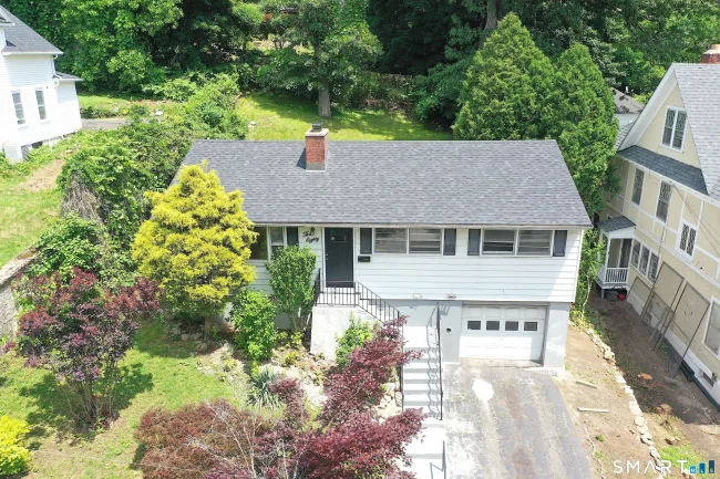 380 Farmington Avenue