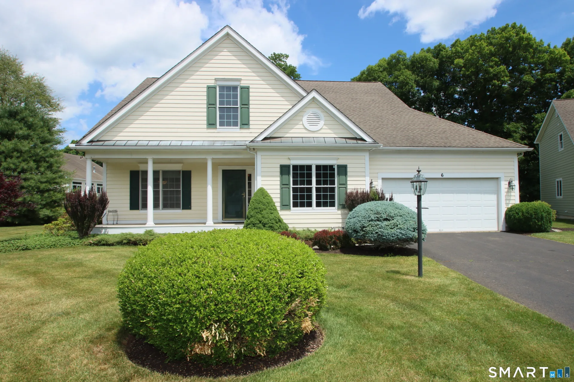 6 Carriage House Lane #6, Brookfield, CT