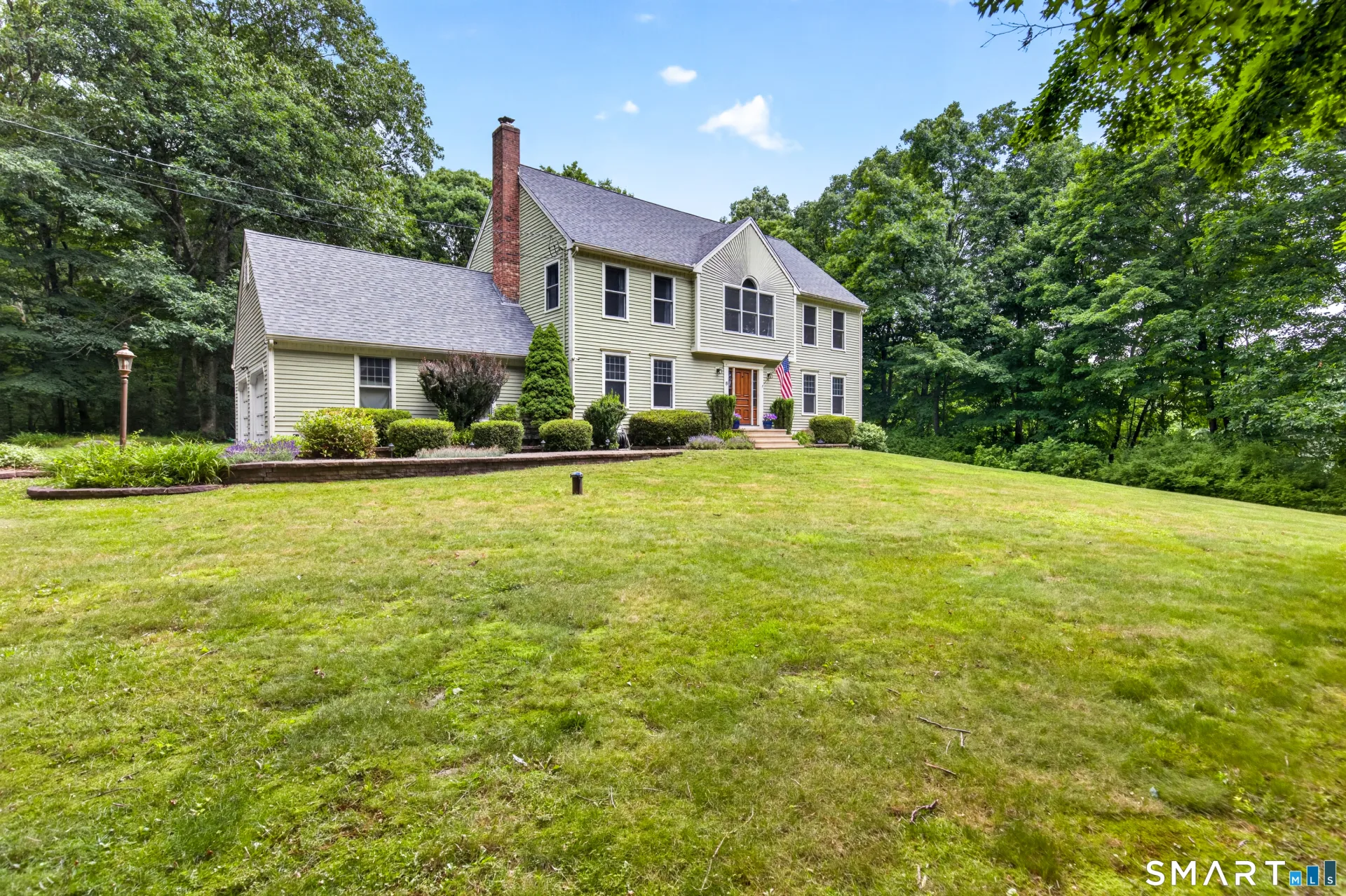 8 Antoinette Lane, Guilford, CT