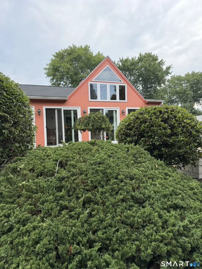 34 Quotonset Lane