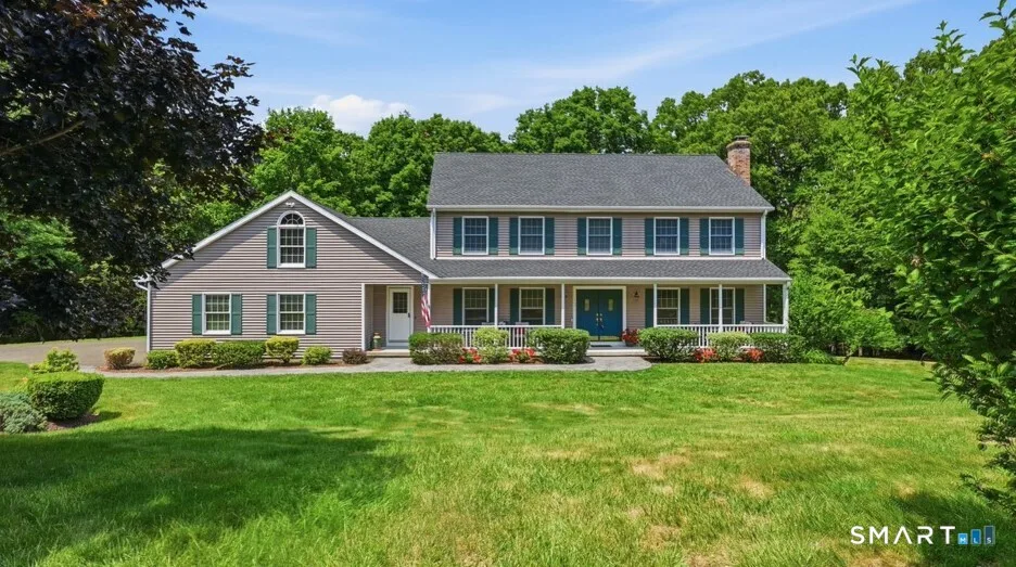 13 Rajcula Farm Road, Brookfield, CT