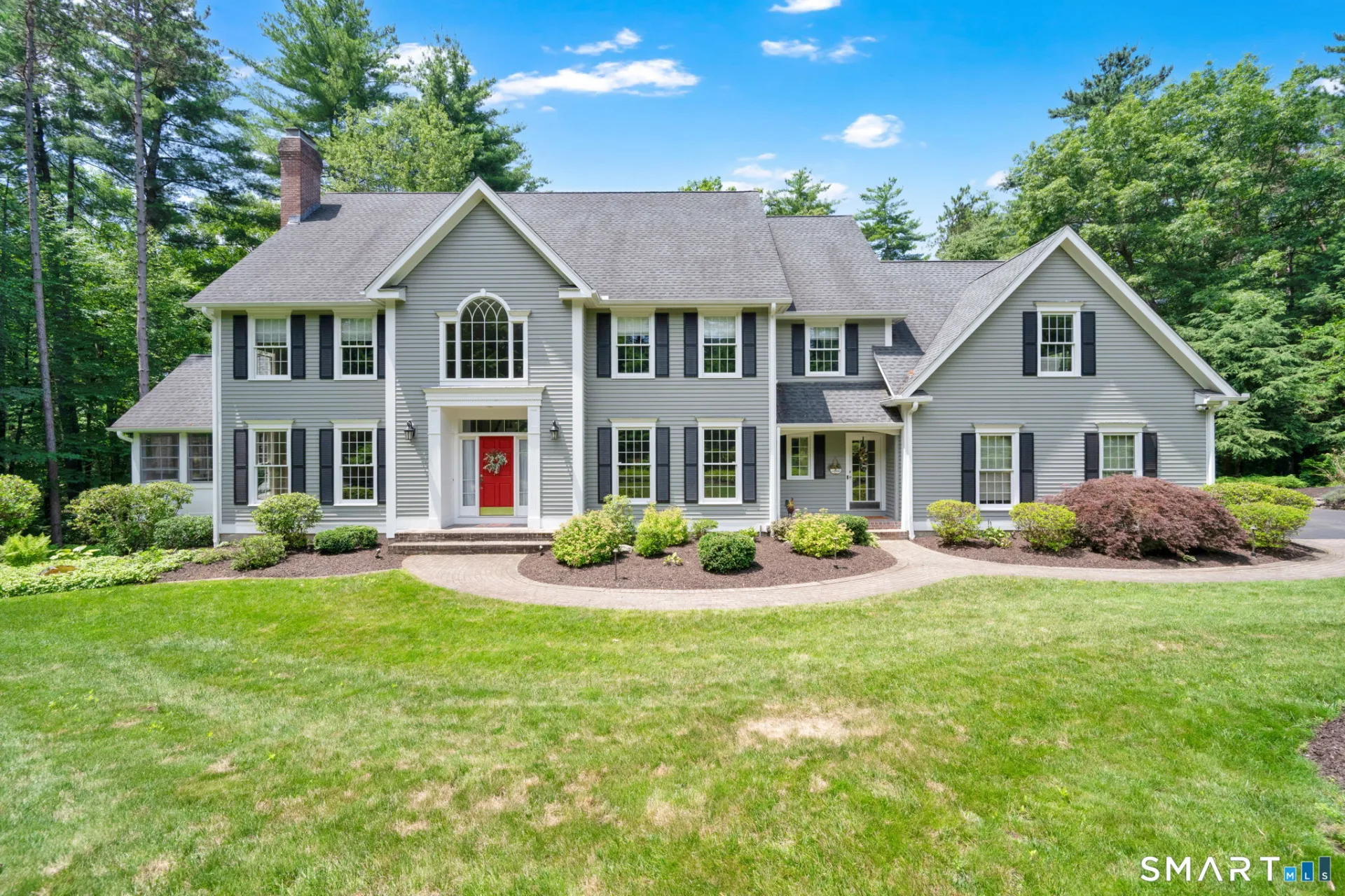11 Whitman Pond Road, Simsbury, CT