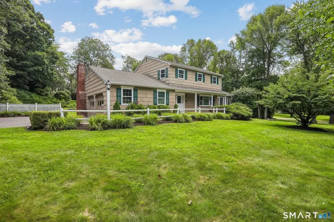 10 Terra Glen Road, Danbury, CT