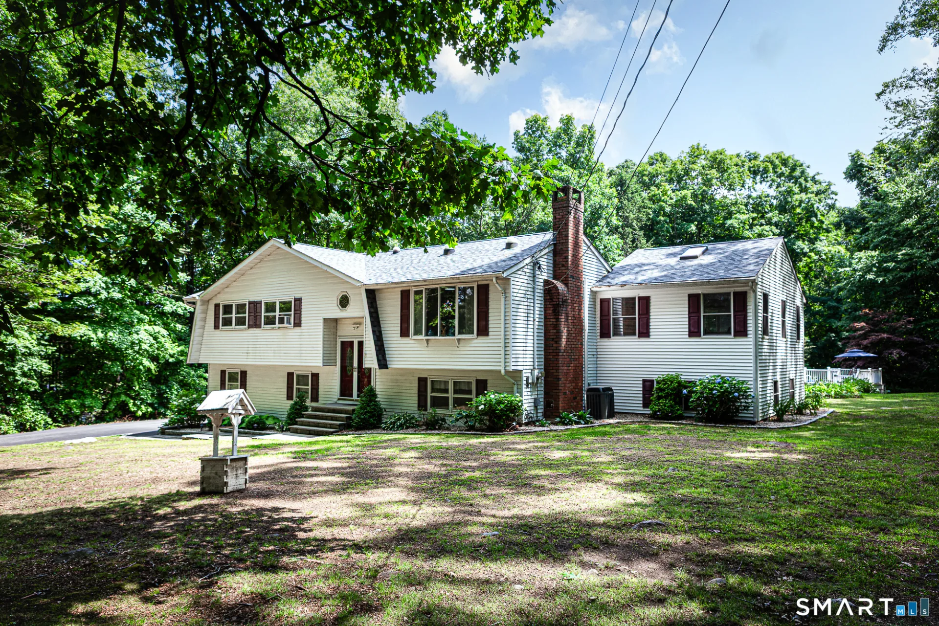 8 Old Towantic Hill Road, Oxford, CT