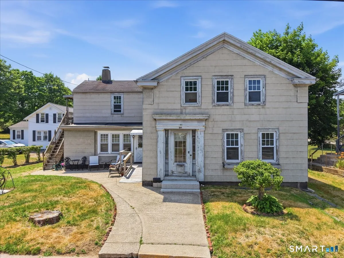 100 Stillman Avenue, Stonington, CT