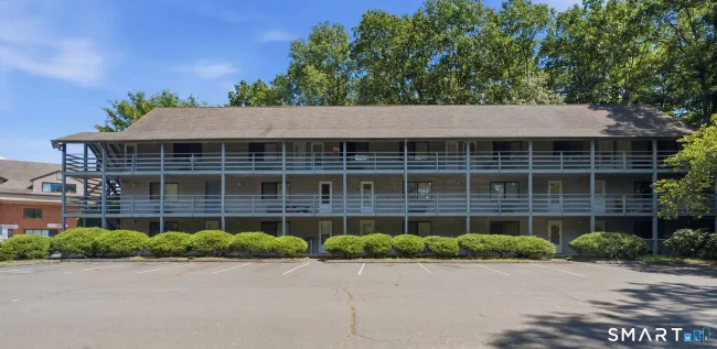 17 Farmington Avenue #12