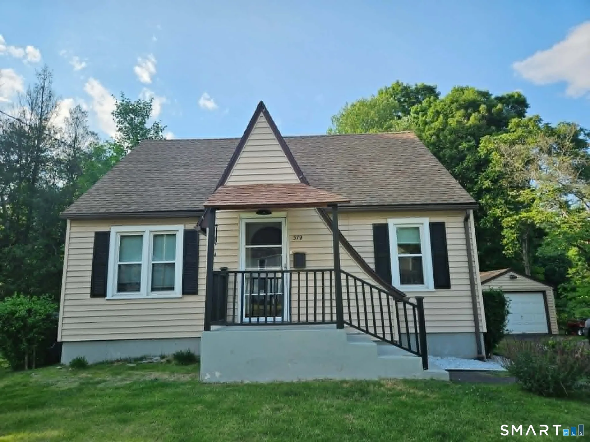 379 Washington Street, Bristol, CT