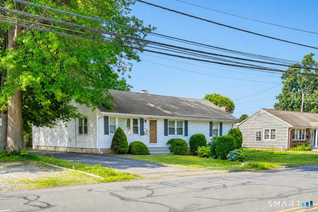 3395 Old Town Road, Bridgeport, CT