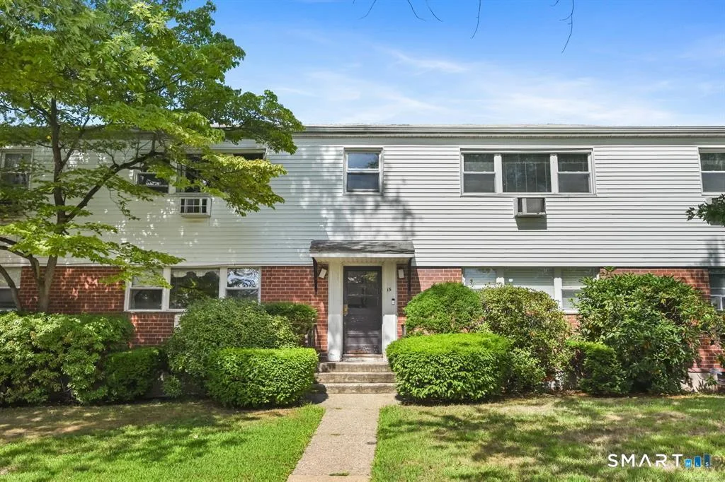 15 Cherry Hill Drive #2A, Bridgeport, CT