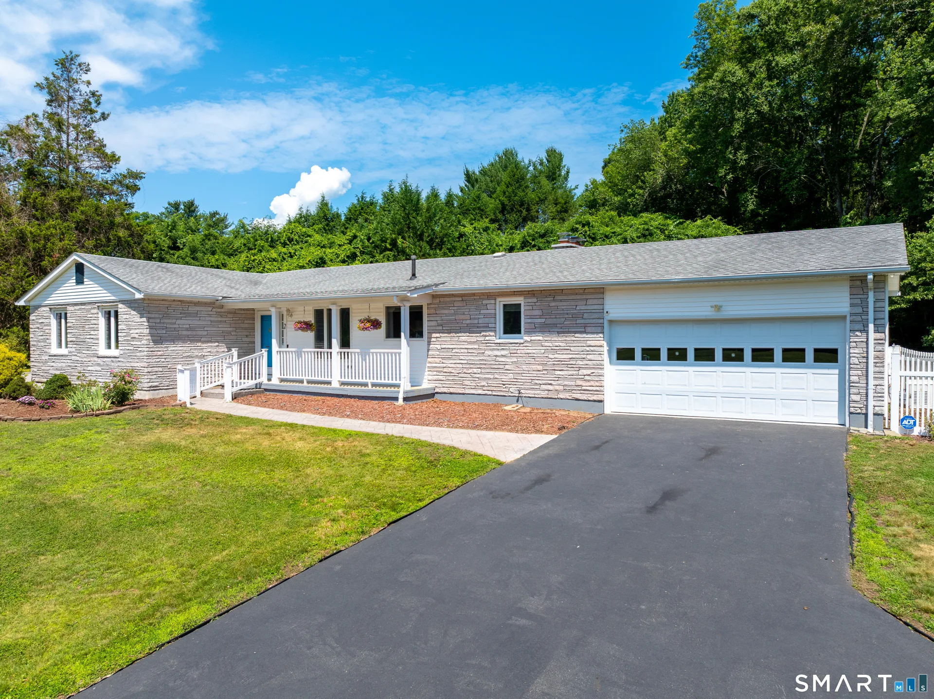 2 Stony Ridge Road, Norwich, CT