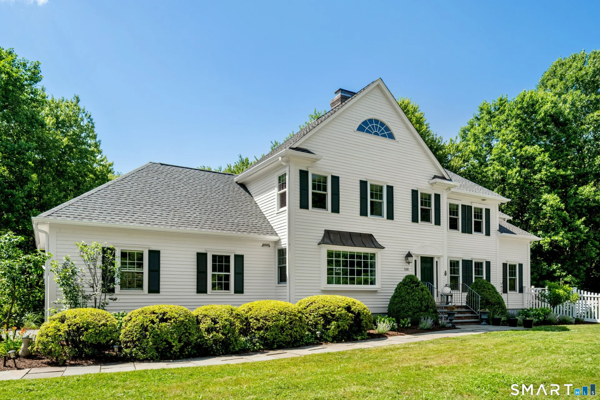 1680 Cross Highway, Fairfield, CT
